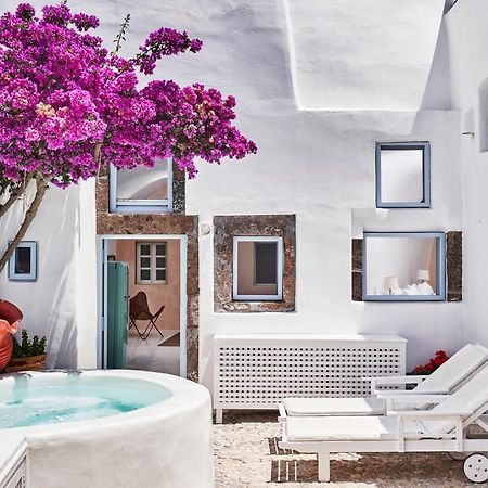 2 Bedroom Charming Villa With Outdoors Jacuzzi Megalochori  Bagian luar foto