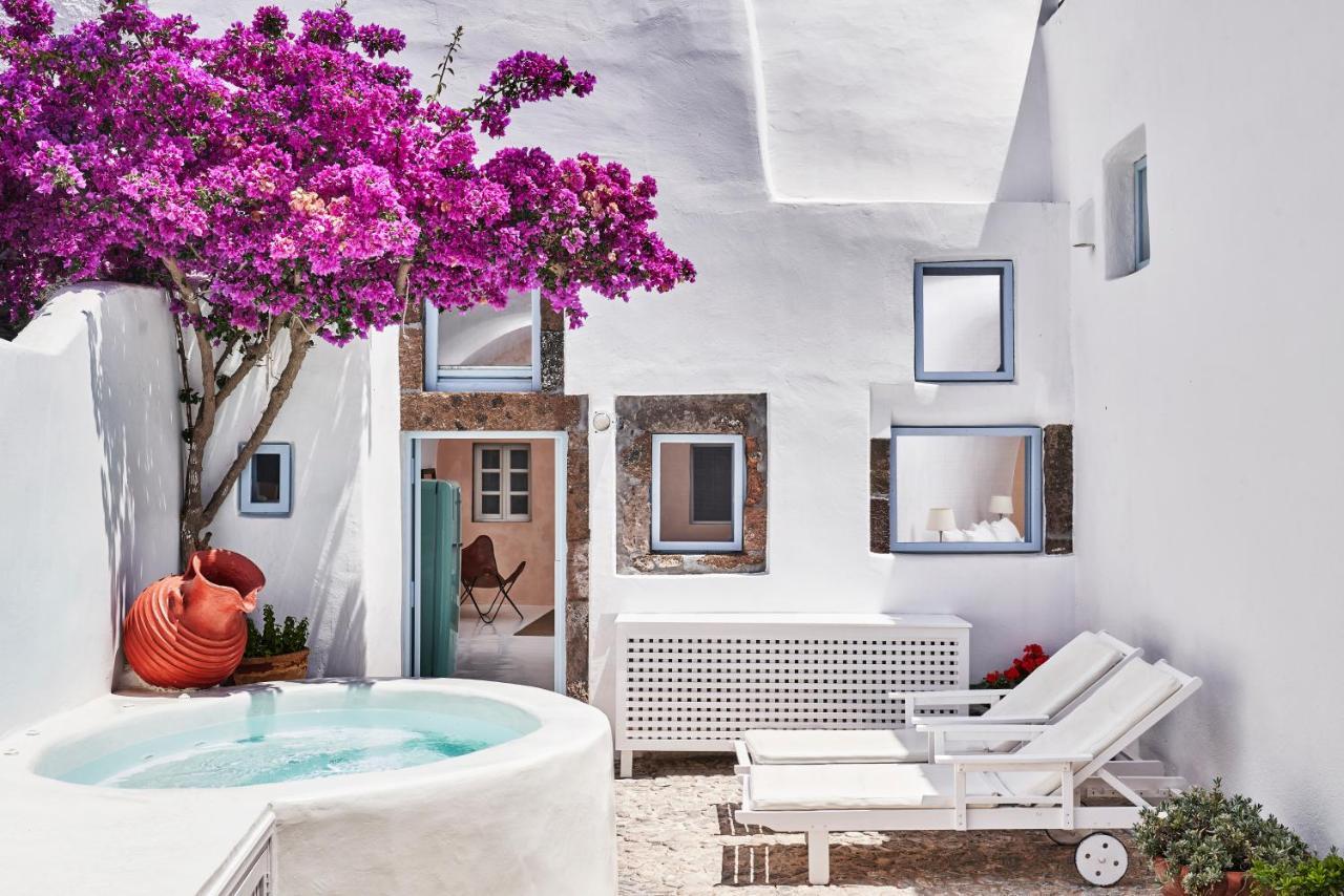 2 Bedroom Charming Villa With Outdoors Jacuzzi Megalochori  Bagian luar foto