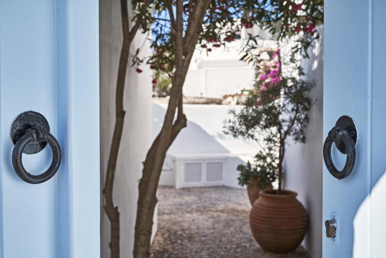 2 Bedroom Charming Villa With Outdoors Jacuzzi Megalochori  Bagian luar foto